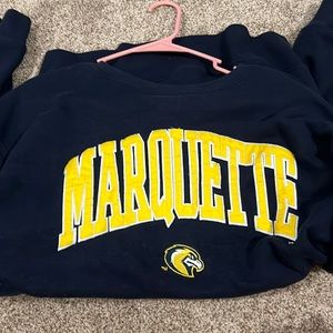 Marquette crewneck